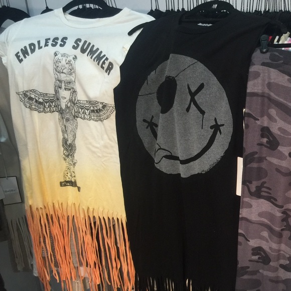 Lauren Moshi Sage Endless Summer Ombre Fringe Tee - Picture 3 of 3